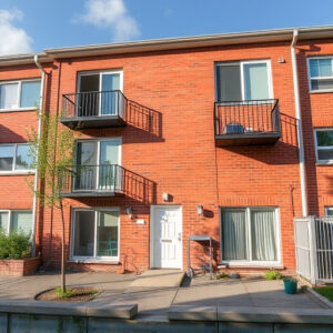units-for-rent-640x480-64761614.jpeg