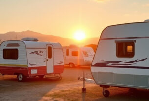 vacationer-caravans-640x480-42022608.jpeg