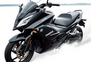 yamaha-xmax-300-640x480-54705218.jpeg