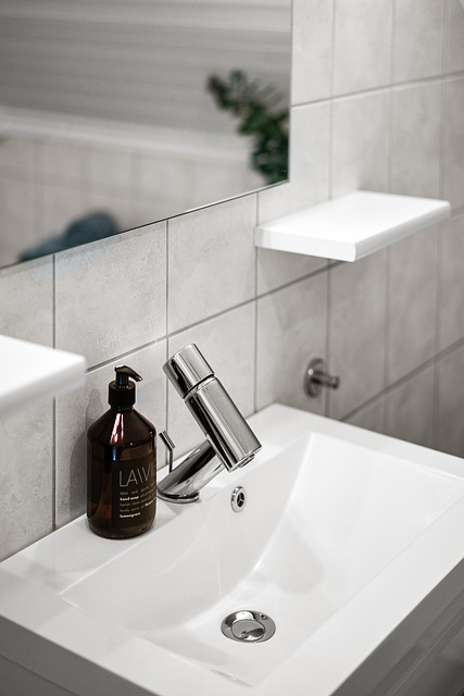 bathroom accessories